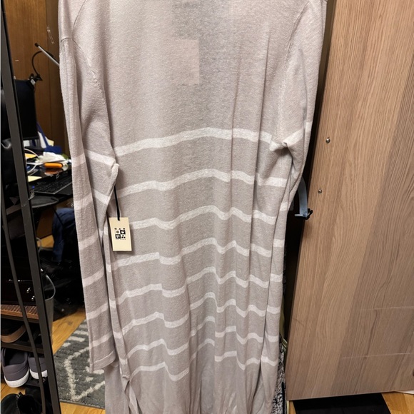 NWT -long grey lightweight sweater with white stripes. Max Studio - Picture 2 of 6